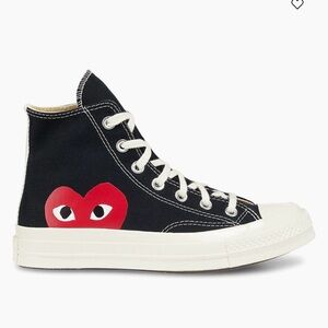 Comme des Garçons PLAY
